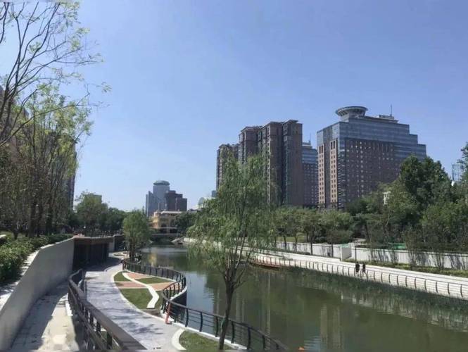 俄罗斯处破女一区二区：来自俄罗斯的高品质 AV 作品，一区二区带来不一样的视觉享受