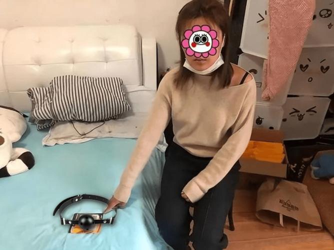 国产自拍**:全民热议的网络现象