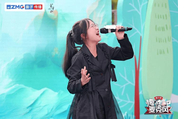 未成年说唱女孩走红,她的音乐梦想能否实现?