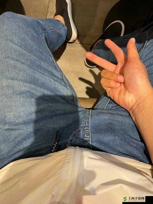 中国 Gaychina 外卖员**相关事件引发热议