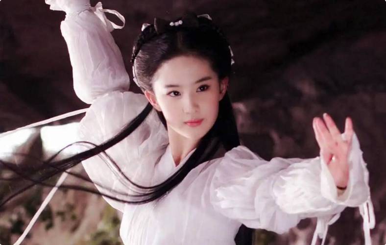 小龙女开始慢慢迎合，这是古代小说的新潮流？