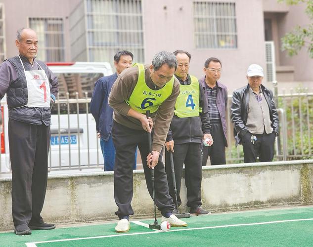 四人轮换，各有所乐