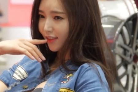 性欧美精品❌❌❌❌❌朱莉安妮：探索个体与社会的交汇