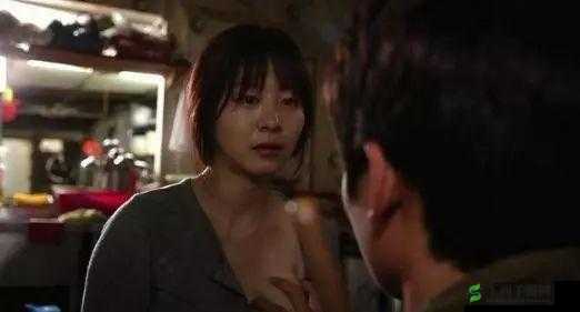 火辣美女私密时刻：18 禁无码尿口 A 片激情上演，精彩不容错过
