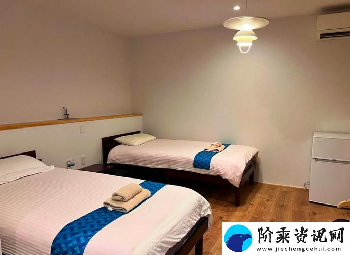 日本夫妻二人一起入住酒店-网友：这就是爱的真谛！柯林资讯