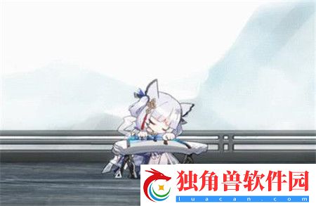 明日方舟白面鸮抚云间皮肤怎么样