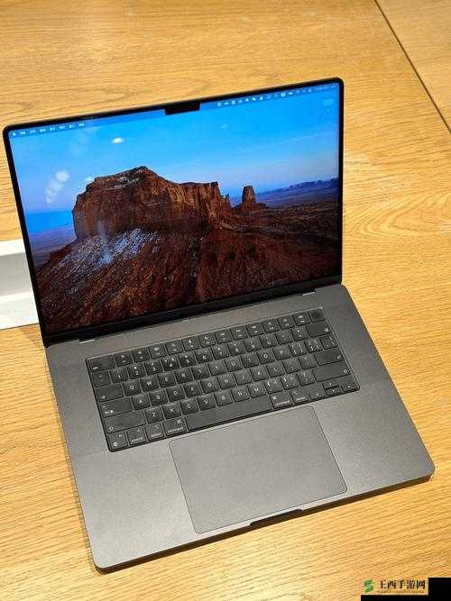 MACBOOKPRO18 办公娱乐好帮手
