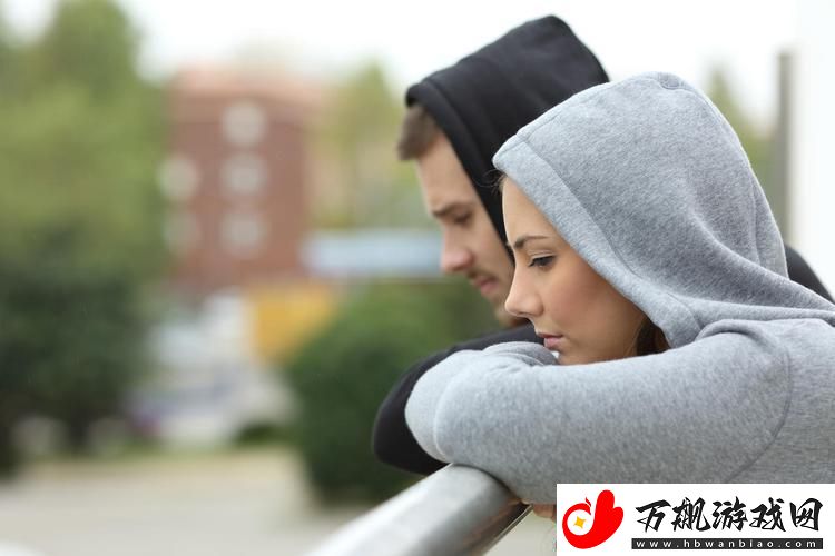 “愁男少女VS科技新星：荒诞奇谈”