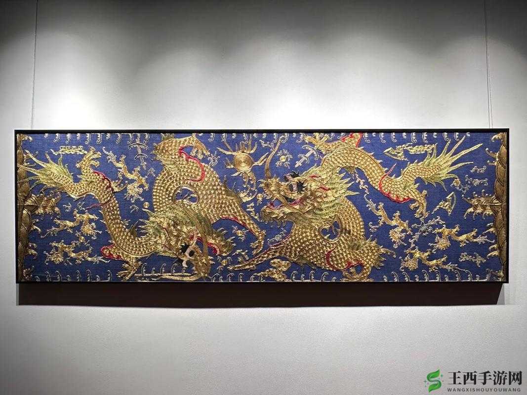 佛帐潮绣凸浮双龙耳帐:精美绝伦的艺术之作