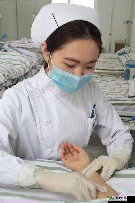日本Janpanese 护士：坚守与奉献的身影