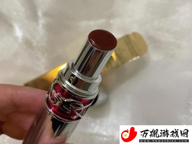 “呦辣辣”！YSL蜜桃色6696