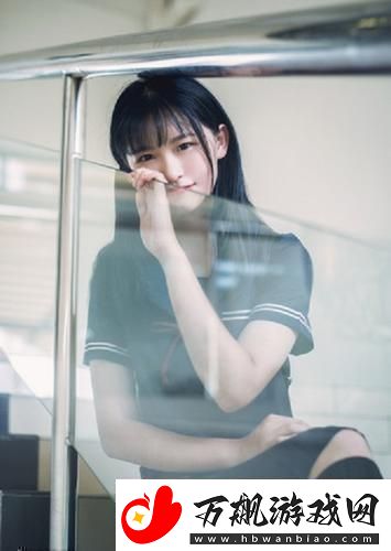 穿裙子在火车上被蹭水了怎么办处理技巧乘客：巧用应急方法保持优雅！