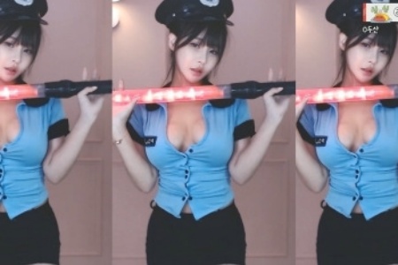 高跟91❌❌⭕⭕白丝：优雅与性感的完美结合
