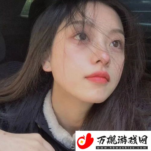 青青河边草中文字幕mv：终于找到了这版mv-中文字幕完美贴合-增添了歌曲的诗意！