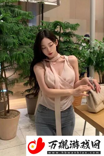 老人玩小处雌女HD，游戏世界的颠覆者！网友：这才是新时代的玩法！