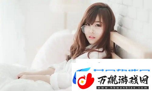 瞒着老公加班的HR中字