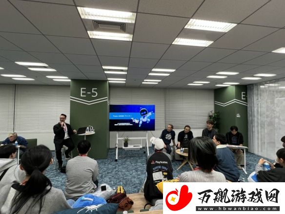 游戏宇宙机器人开发团队与粉丝见面会揭秘游戏秘辛