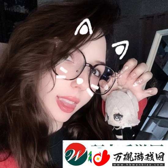 国外美女推主认证漫威争锋匕首体模